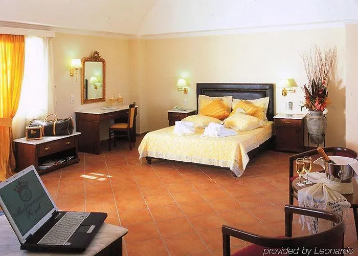 Mediterranean Palace 4*