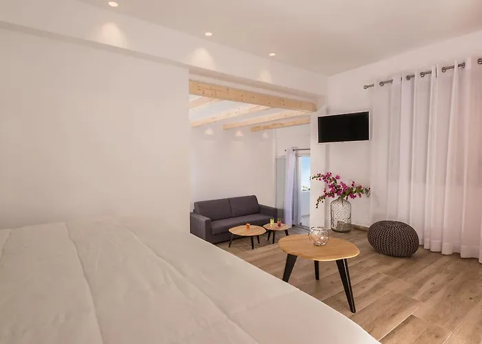 호텔 Mediterranean Palace 4*