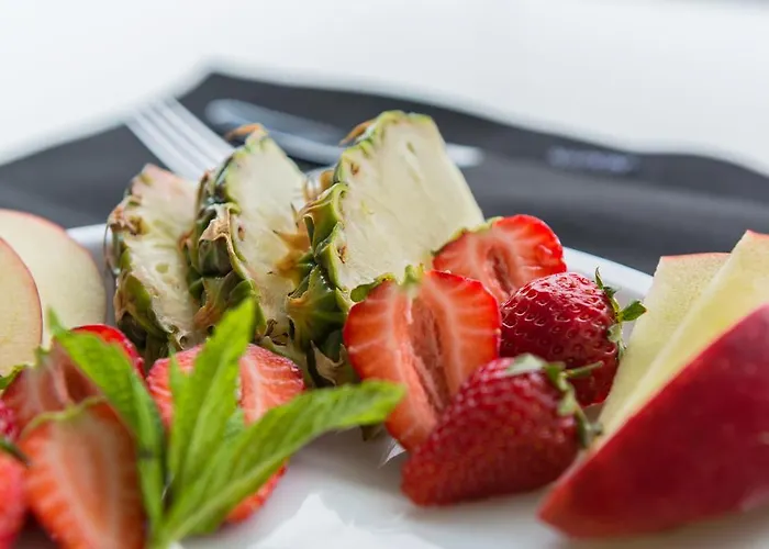 호텔 Mediterranean Palace 4*