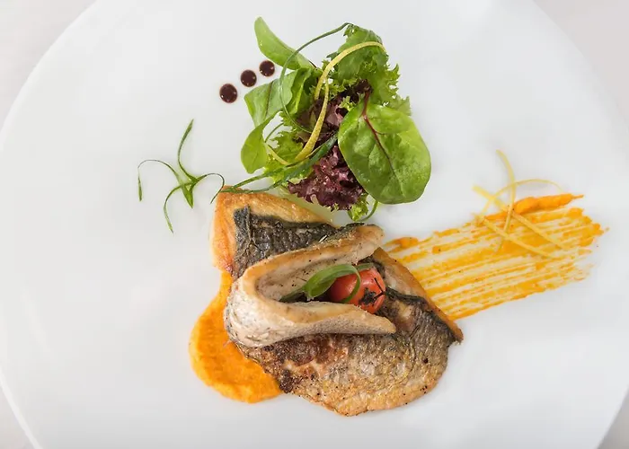 Mediterranean Palace 모노리토스