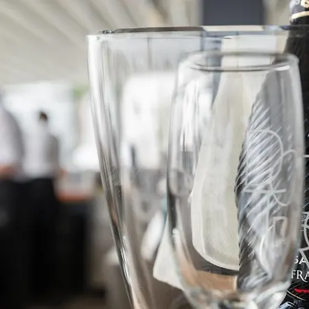 Hotel Mediterranean Palace 4*