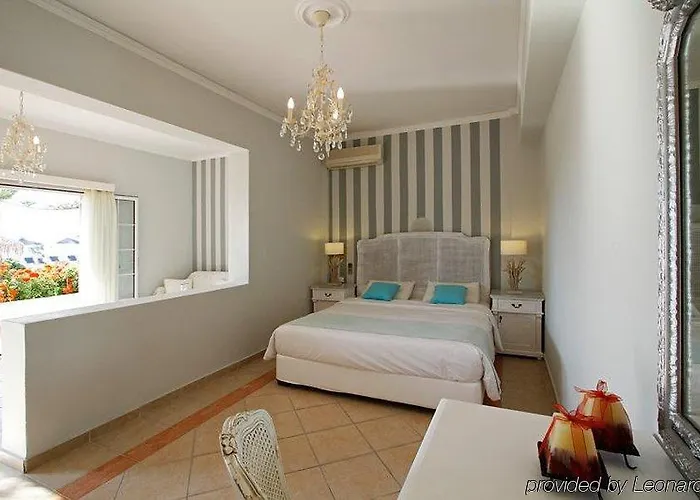 Ξενοδοχείο Mediterranean Palace 4*