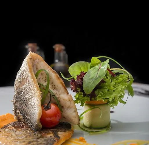 Hotel Mediterranean Palace 4*