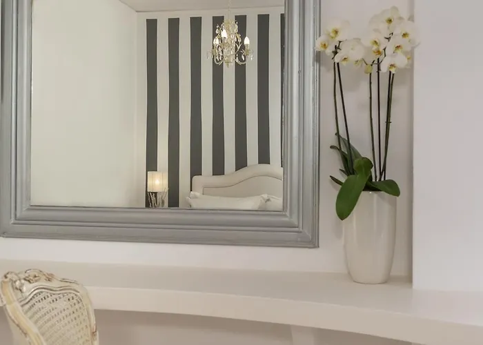 Hotel Mediterranean Palace Monolithos (Santorini)