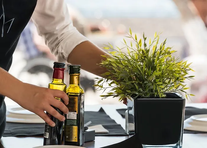 Mediterranean Palace 4* Monolithos (Santorini)